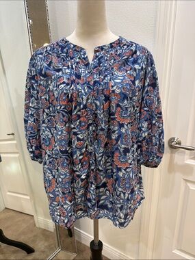 Velvet by Graham & Spencer Navy and Red Floral Button Down Blouse